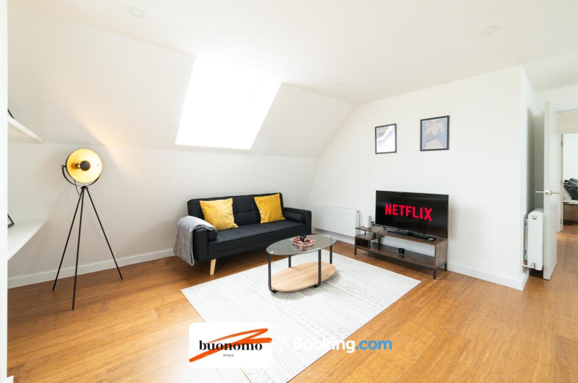 Two Bedroom Apartment At Buonomo Stays Short Lets & Serviced Accommodation London Kültér fotó